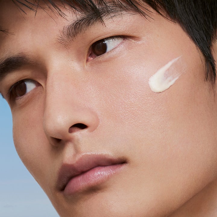 Sun Perfect AIR Daily Invisible Fluid Pore & Imperfections SPF50