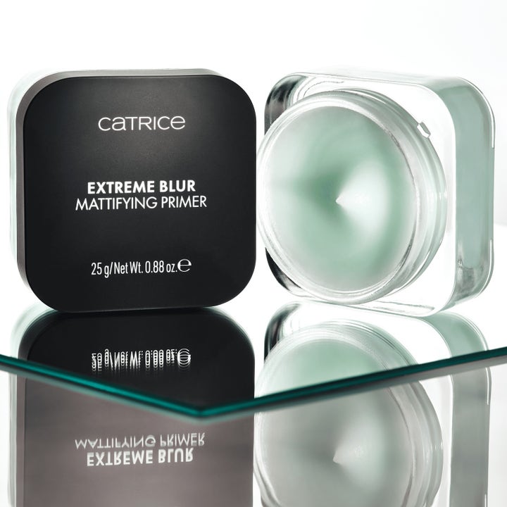 Extreme Blur Mattifying Primer